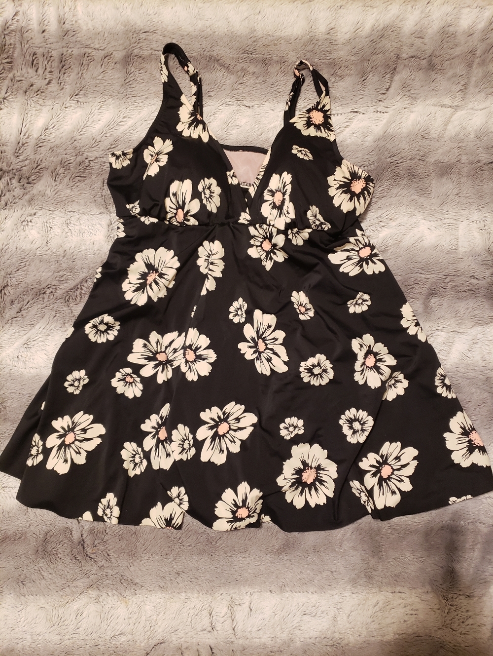 Womens Black Abstract Floral Swim Dress Padded V Neck 18